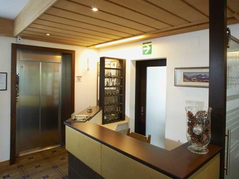 Hotel Ladurner Merano Eksteriør billede